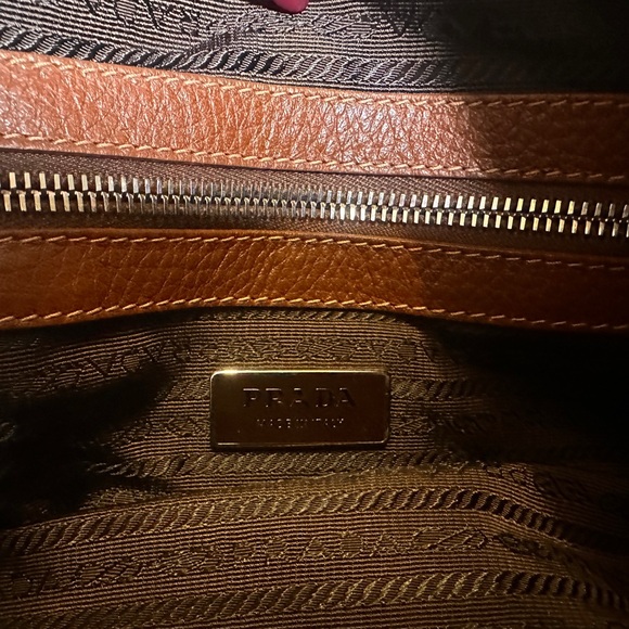 BLACK FRIDAY SALE! Authentic Prada Real Leather Satchel Handbag - Picture 9 of 10
